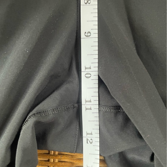 Lululemon Black Lightweight Fold-over Waist Joggers - Picture 9 of 10